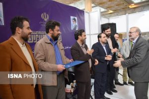 تجلیل از پیشکسوت گیلانی در نمایشگاه رسانه‌های ایران